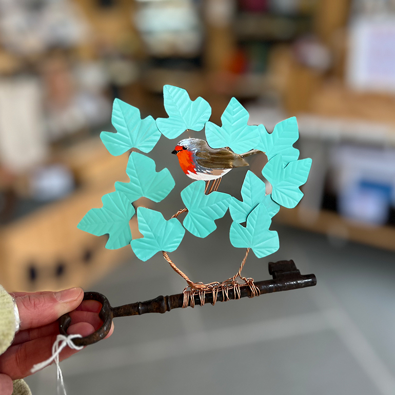 Anita-Silvery-Moon-05